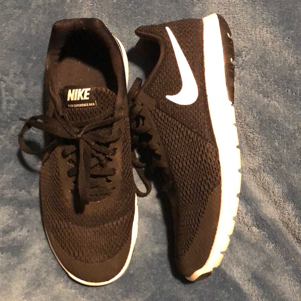 Comfortable, light where women’s Nike Flex